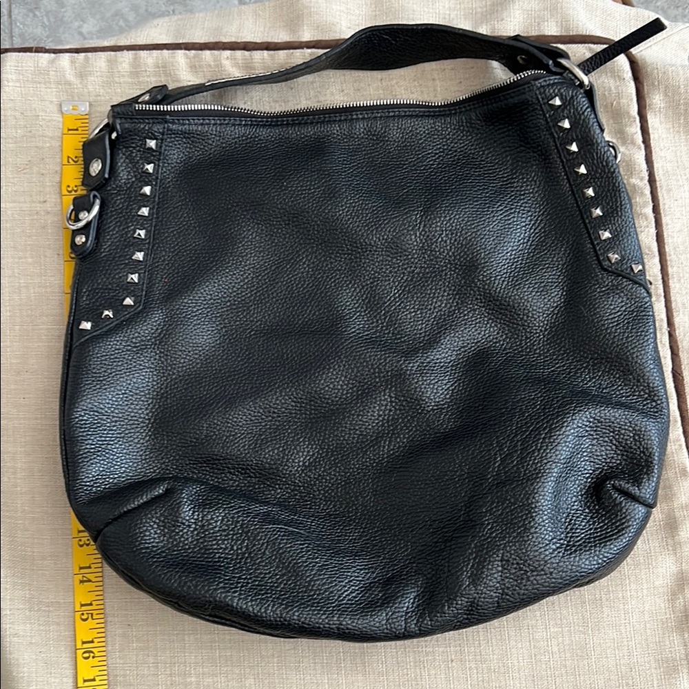Chic Black pebble Leather Shoulder Bag with Studs NWOT made in Italy-07 - Picture 9 of 9